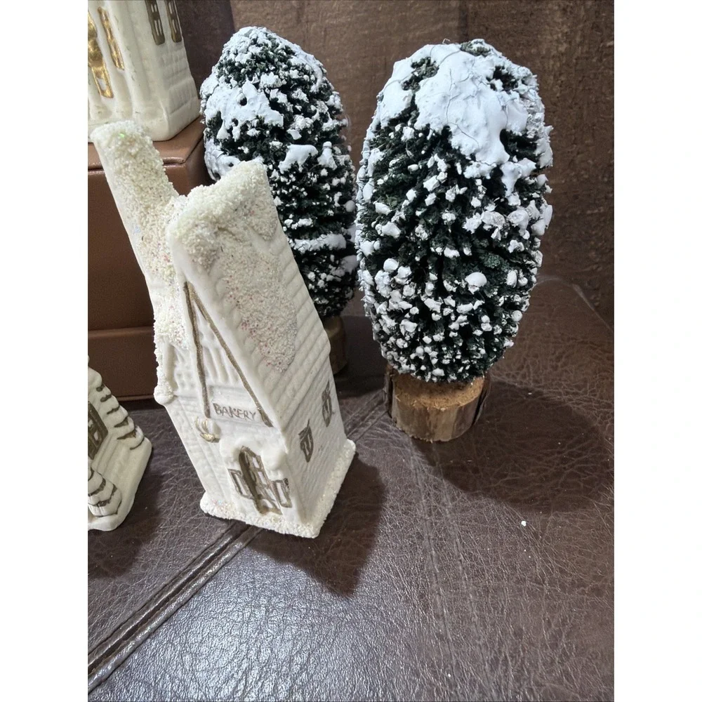 Miniature Ceramic White Gold Trim Village Houses Glitters Lot of 5 Vintage Trees